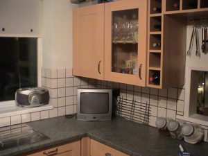 121-6 kitchen tiles
